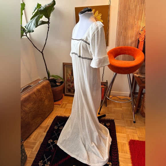 70s Vintage Gauzy Cotton Summer Maxi Dress - Picture 4 of 6